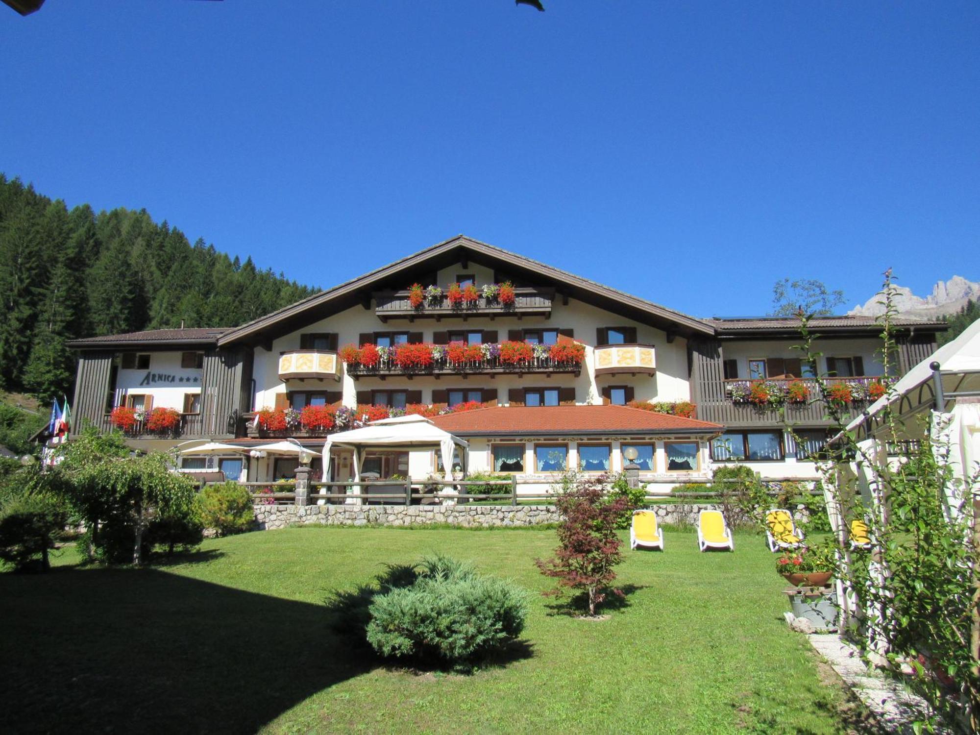 Park Hotel Arnica Фалькаде Екстер'єр фото