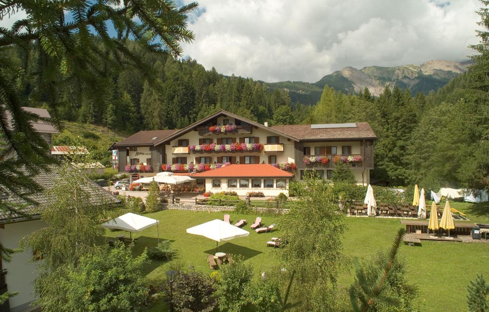 Park Hotel Arnica Фалькаде Екстер'єр фото